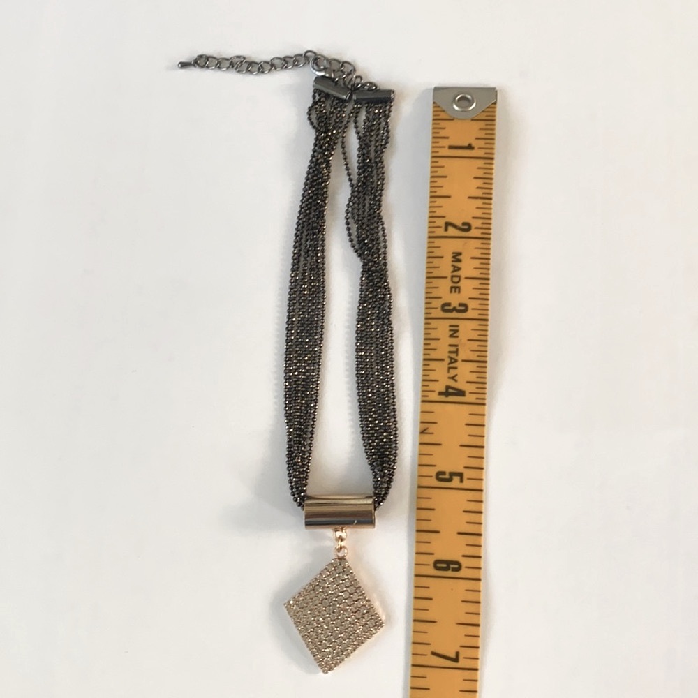 2/$15

Choker necklace with rhinestones - Picture 7 of 9